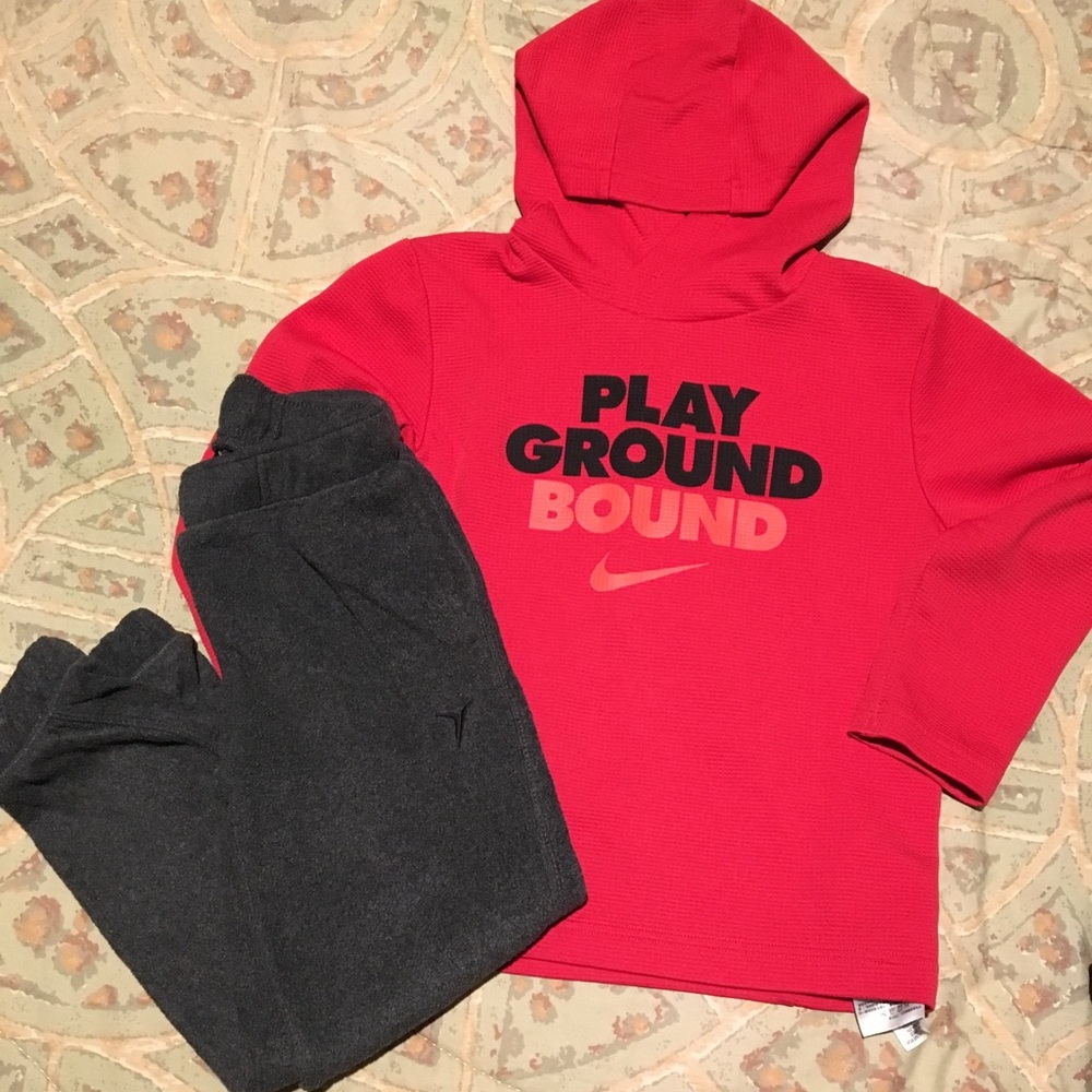 Boys jogging pants with Nike hoodie